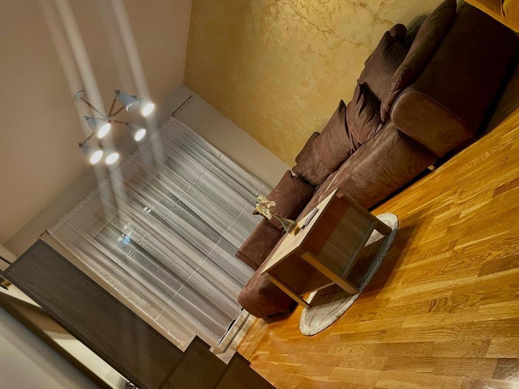 Naki Apartmani Podgoriţa Exterior foto