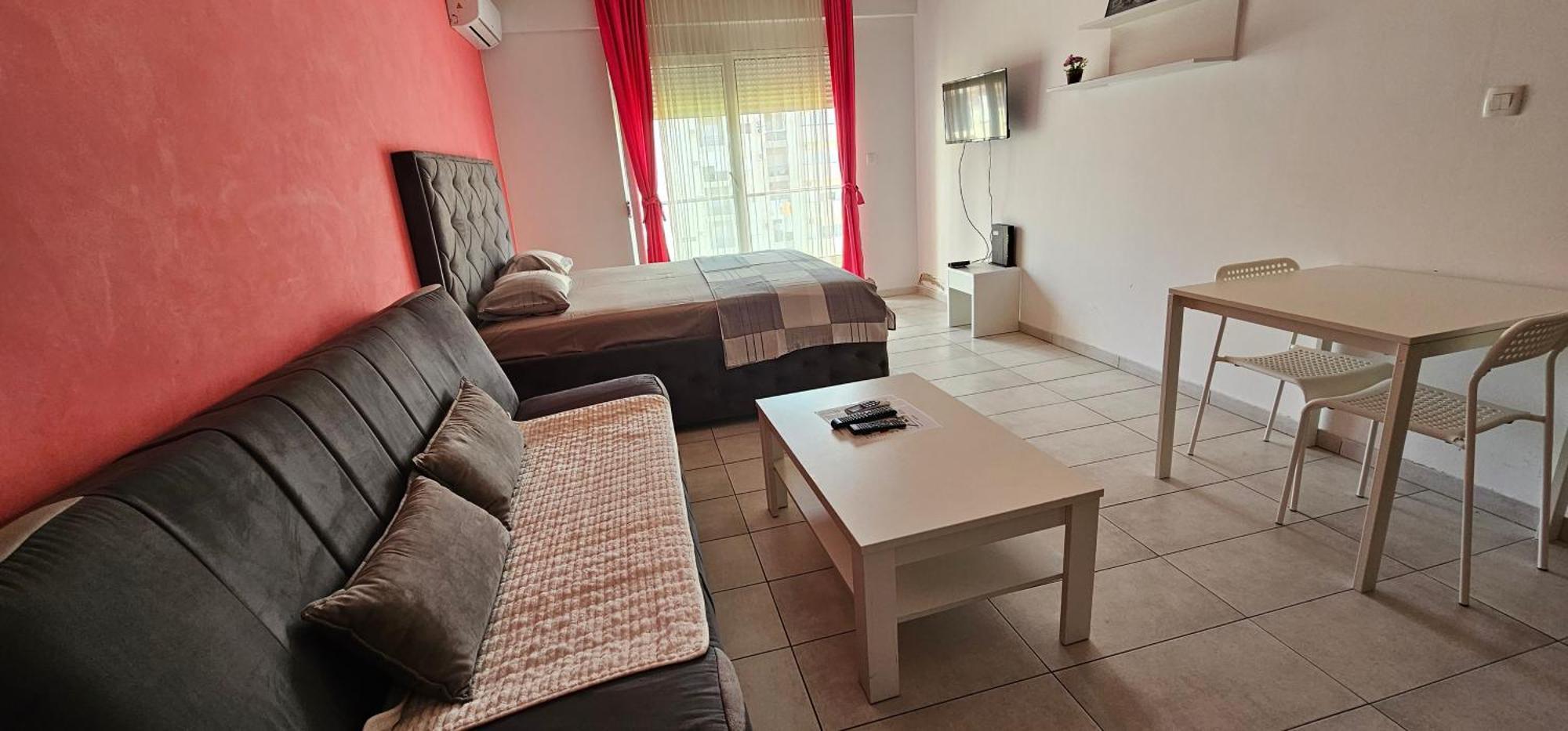 Naki Apartmani Podgoriţa Exterior foto